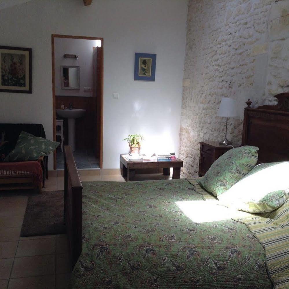 Gite Du Calme 3 Star Bed & Breakfast Cognac Cherac Bagian luar foto