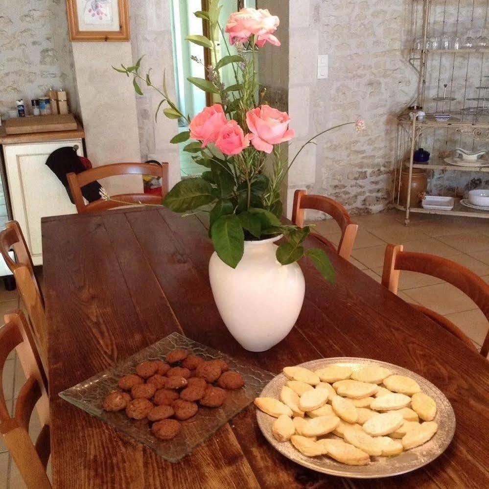 Gite Du Calme 3 Star Bed & Breakfast Cognac Cherac Bagian luar foto