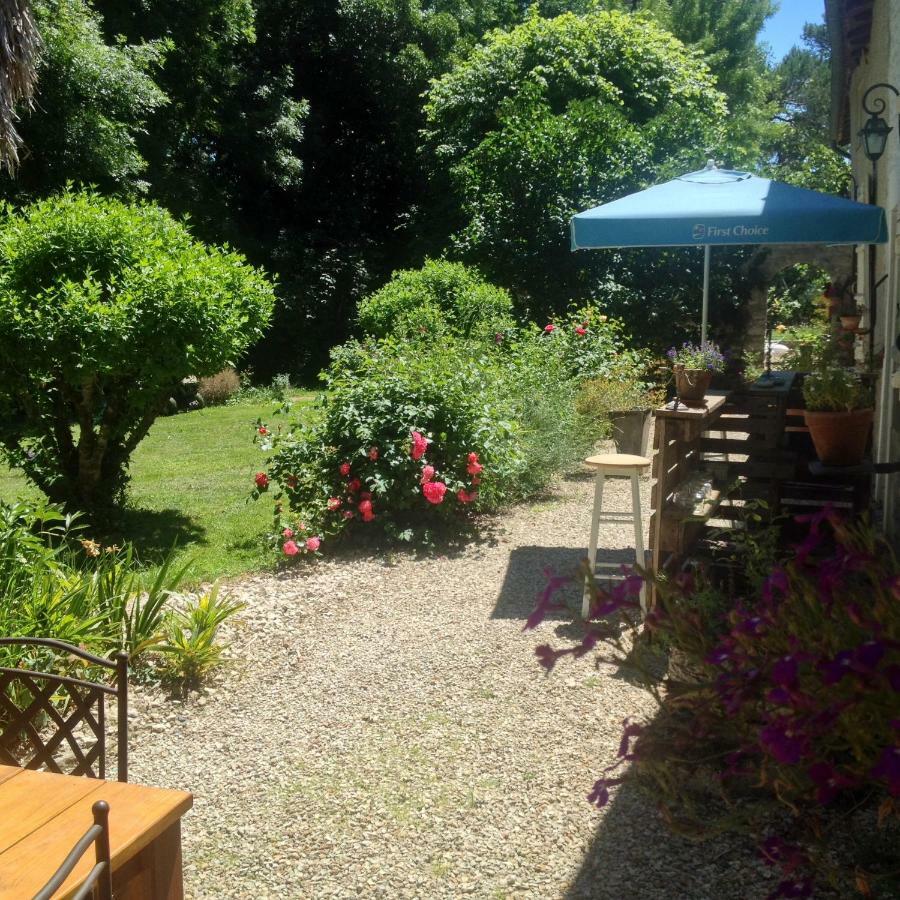 Gite Du Calme 3 Star Bed & Breakfast Cognac Cherac Bagian luar foto